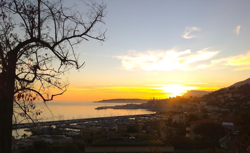 Cap Au Sud,Vue Panoramique Mer,Piscine Menton Exterior foto